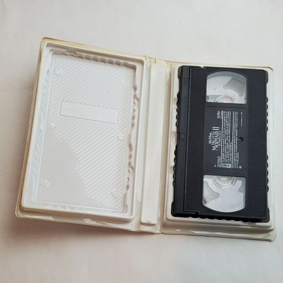 The Little Mermaid 2 : Return To The Sea VHS Tape 1989 - Walt Disney - Picture 2 of 6